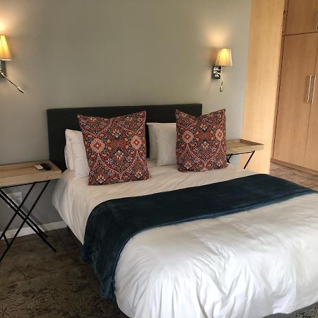 Fever Tree Suites Johannesburg Ngoại thất bức ảnh
