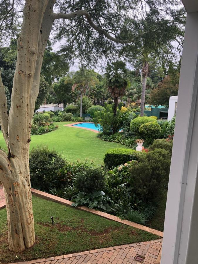 Fever Tree Suites Johannesburg Ngoại thất bức ảnh